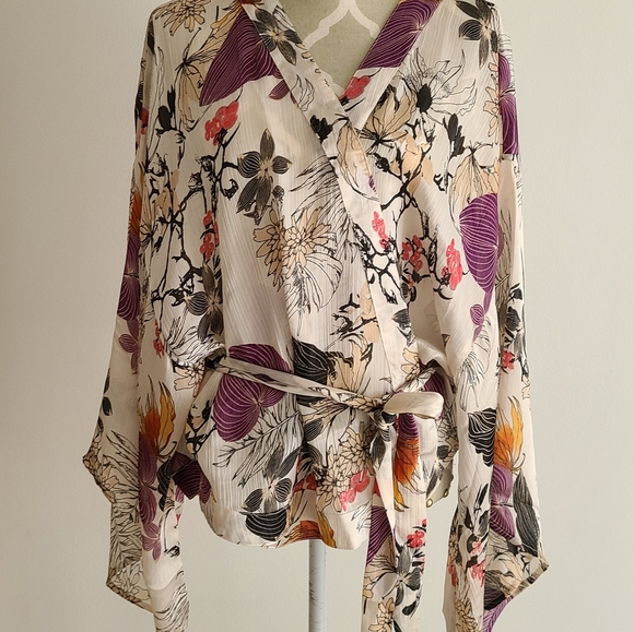 Vince Camuto Kamono - Picture 2 of 7